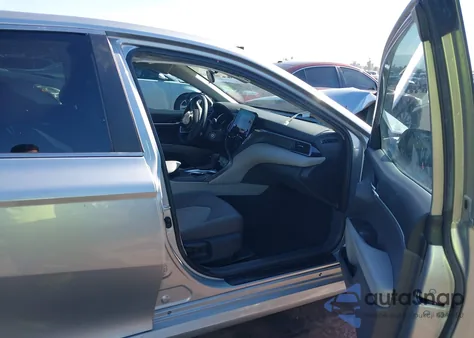 2023 Toyota Camry Le из США, поврежденный, VIN 4T1C11AK9PU751189